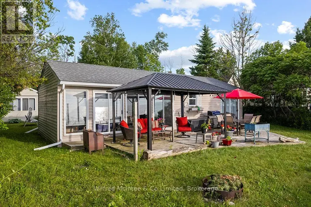 531 Bruce Road 13 Road, Native Leased Lands